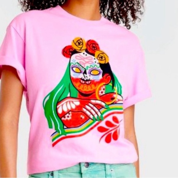 Graphic Tee Tops - Women's Dia Pacheco Mirame Short Sleeve Graphic T-Shirt -